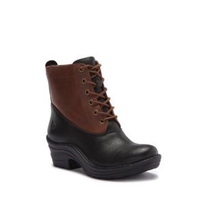 bionica  Leather Lace-Up Platform Boot